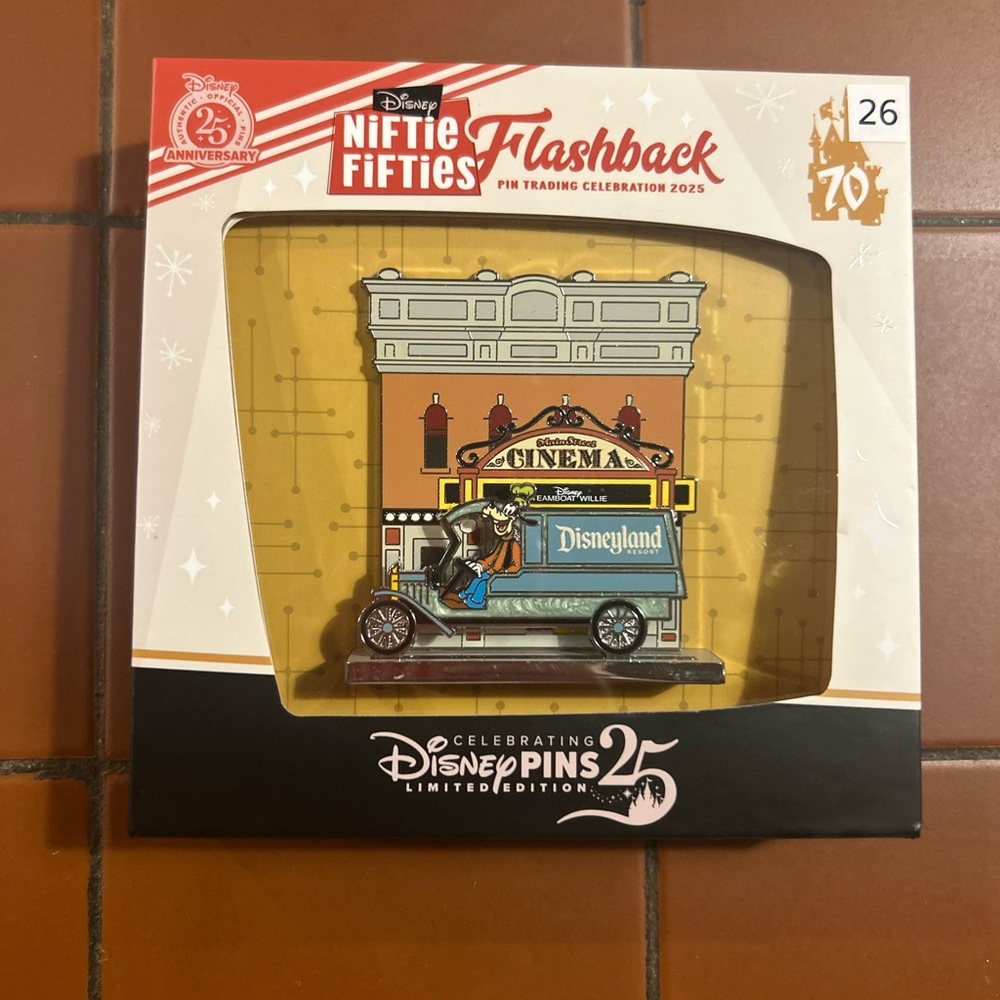Disney Niftie Fifties Goofy Pin